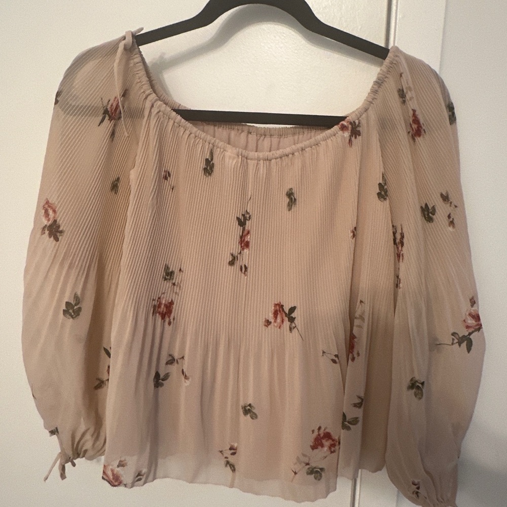 Wilfred Tan Puff Sleeve Blouse Pleated Relaxed
